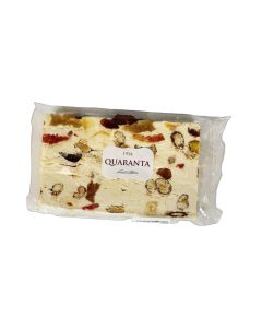 Nougat šķēle eksotisko augļu